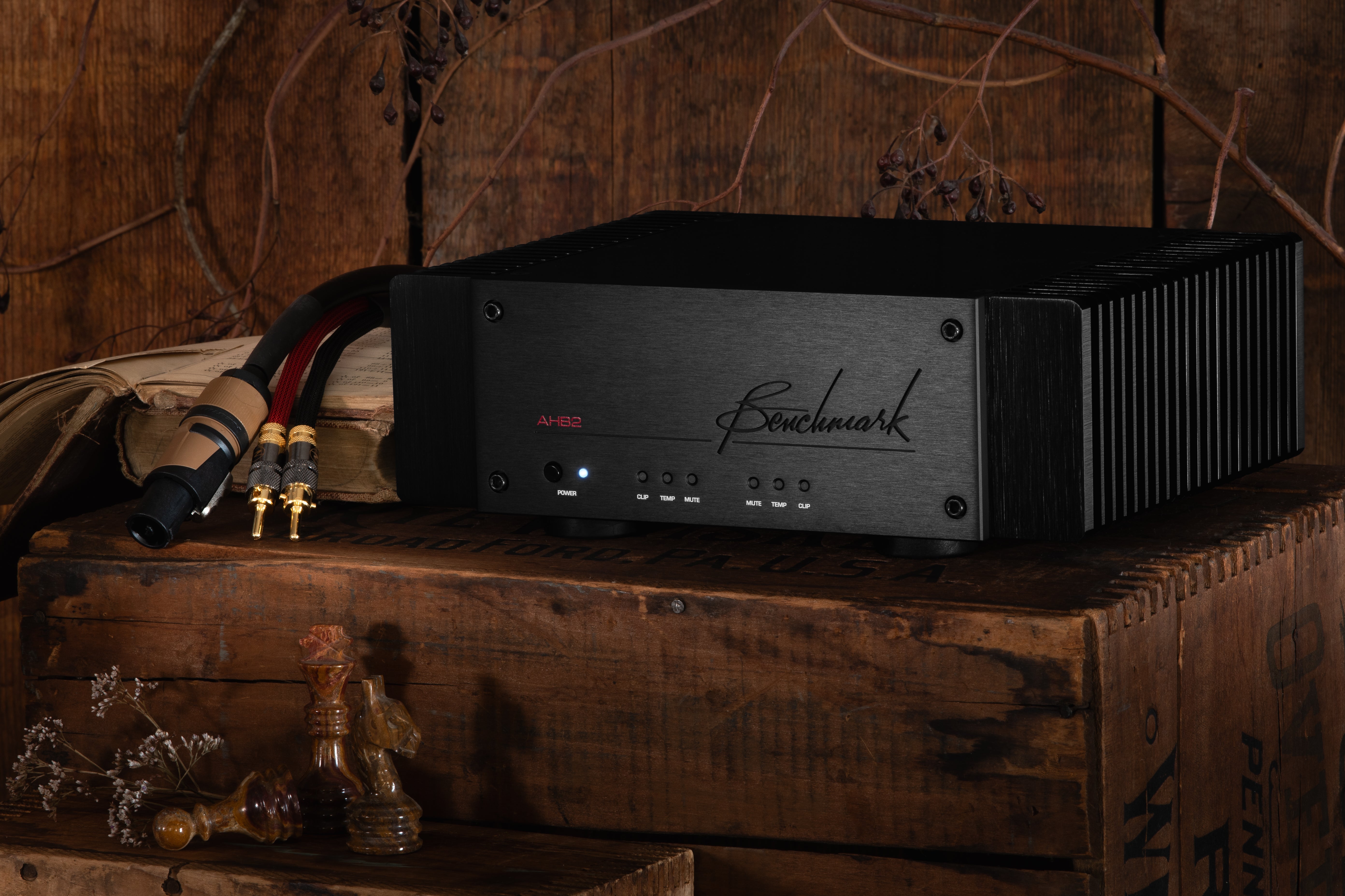 Power Amplifiers – Benchmark Media Systems