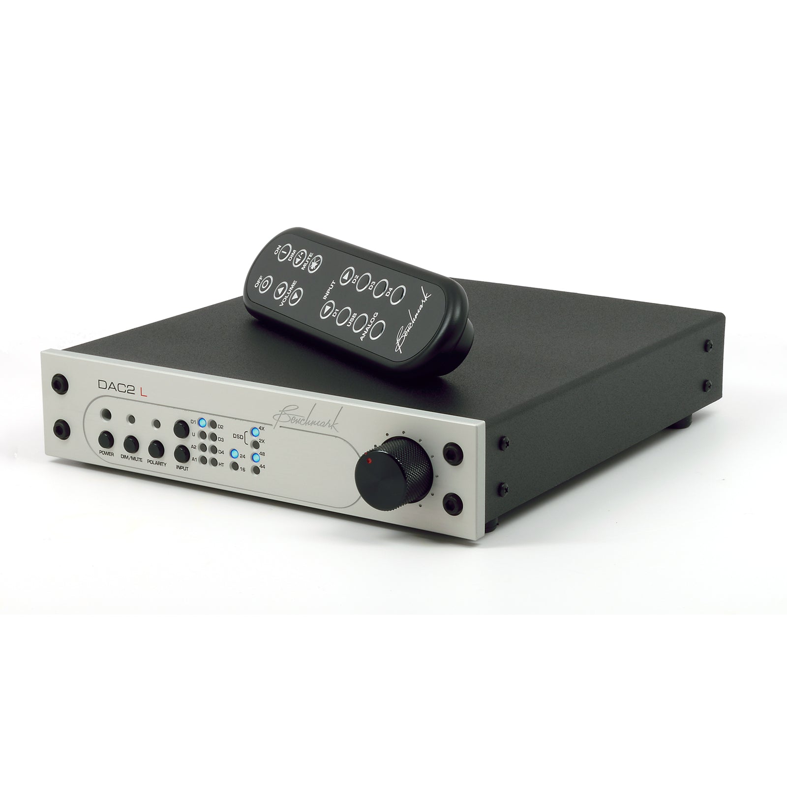 Benchmark DAC2 L Silver with remote
