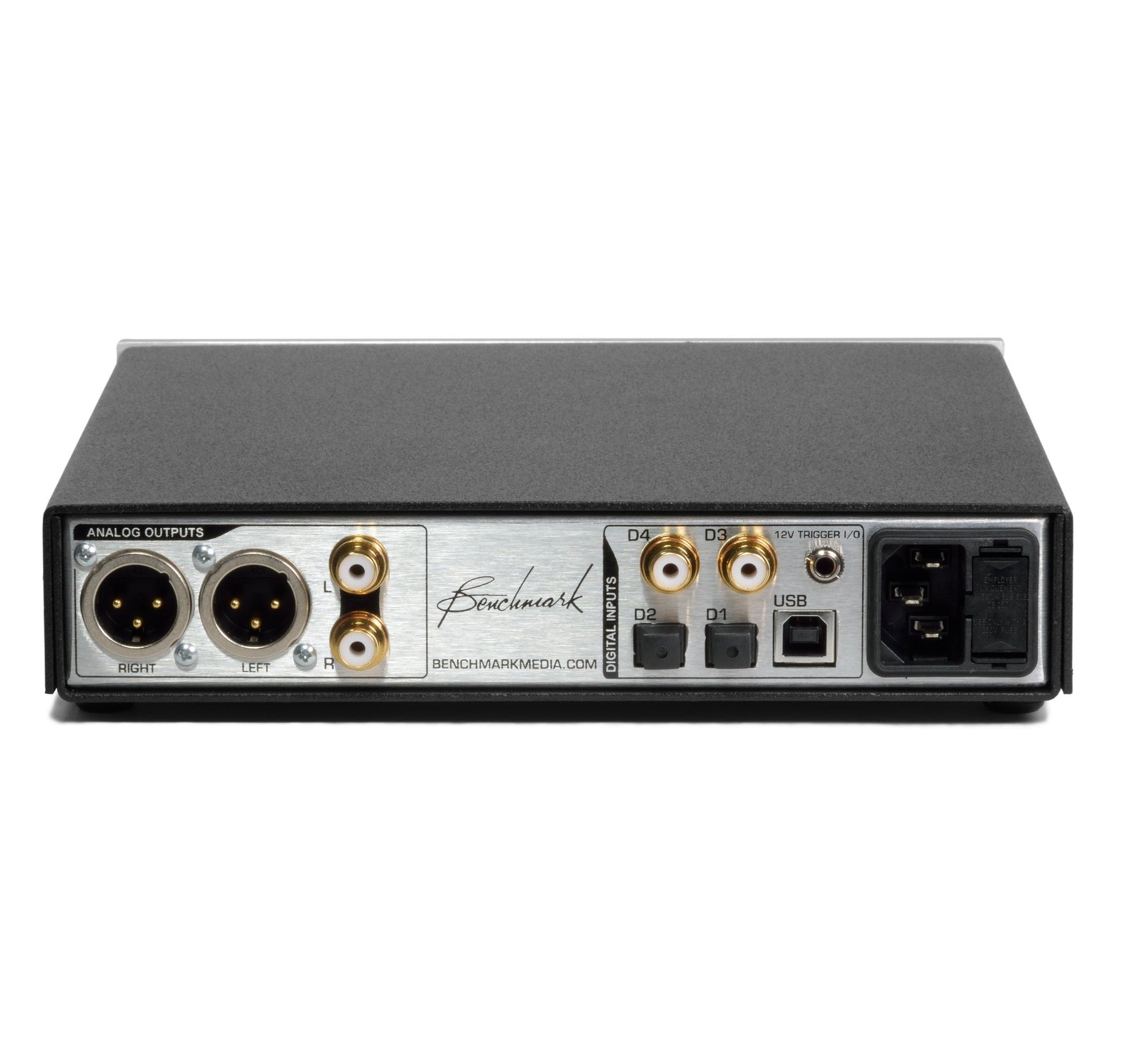 Benchmark DAC3 B - rear view
