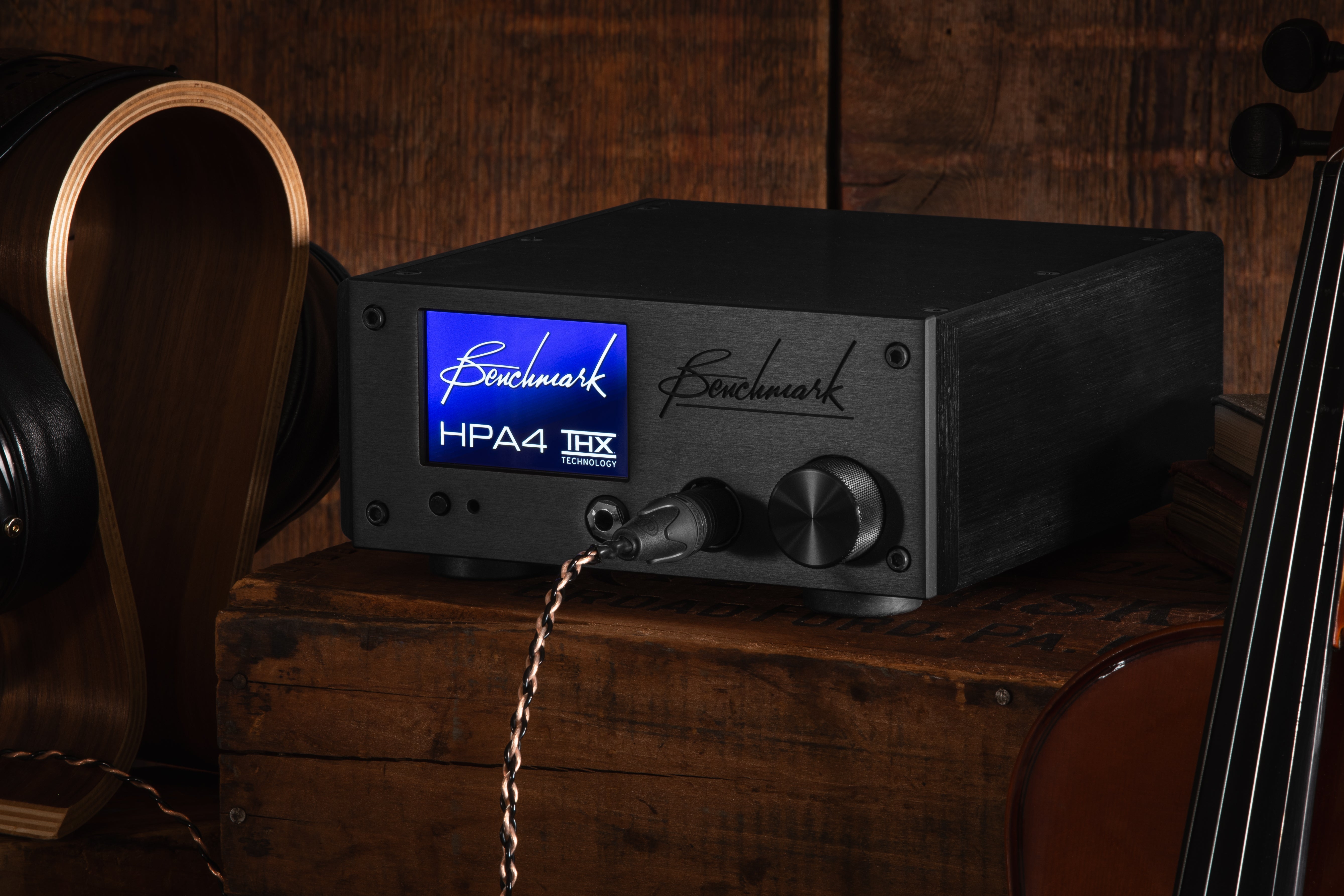 Benchmark HPA4 on a rustic wooden box