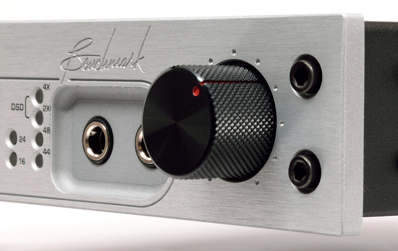 Benchmark DAC2 Silver closeup